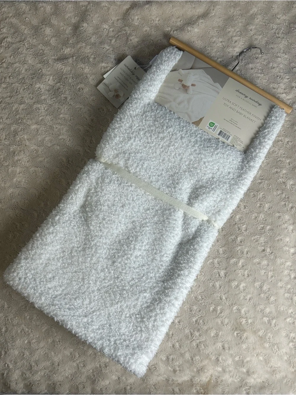 Dreamy Sunday Ultra Soft Feather Finish Baby Blanket White SL Home Fashions NEW